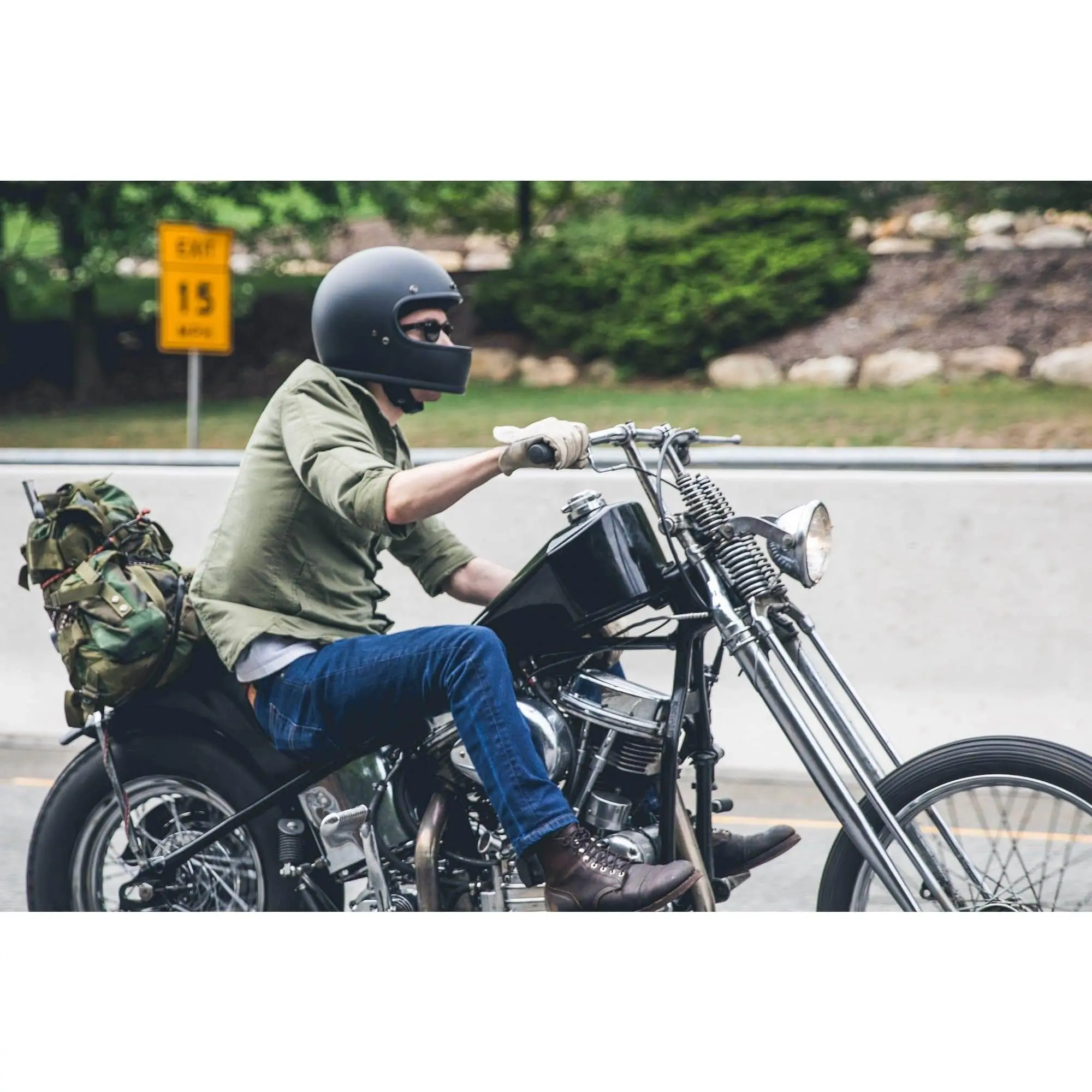 Biltwell Gringo DOT/ECE Approved Full Face Helmet - Flat Black - Image 4