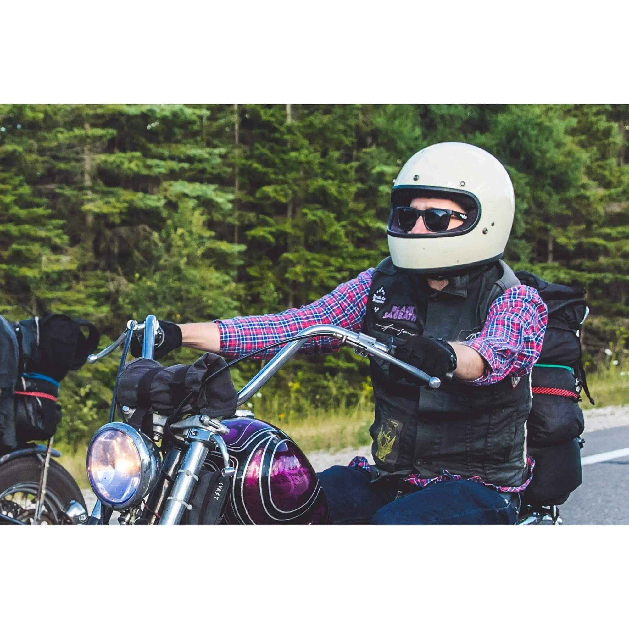 Biltwell Gringo DOT/ECE Approved Full Face Helmet - Gloss Vintage White - Image 8