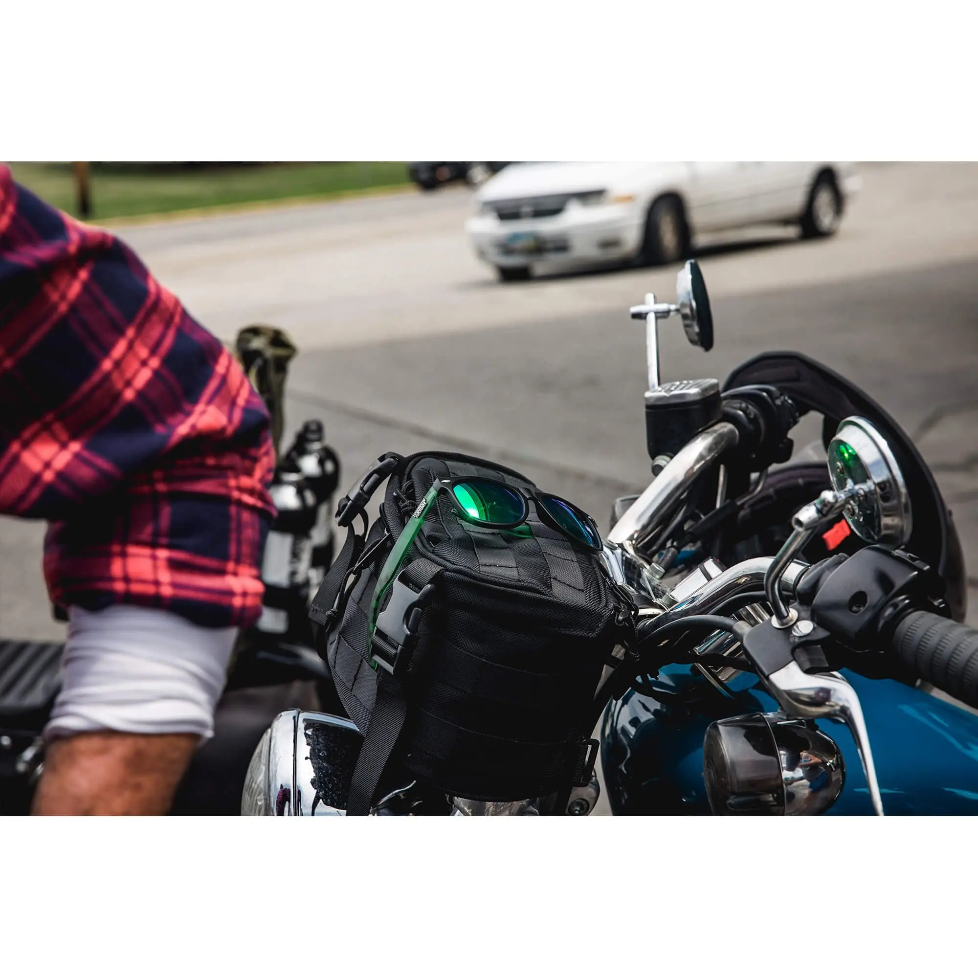 Biltwell EXFIL-7 Multi-Purpose Motorcycle Bag - Black - Image 22