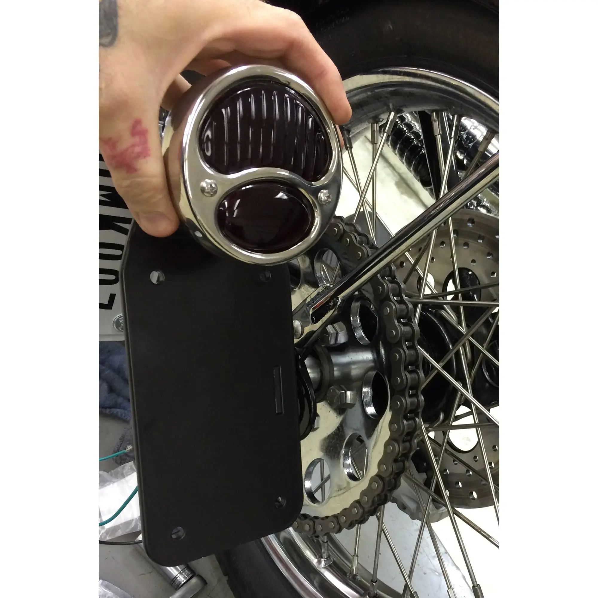 Gasbox Axle Mount License Plate Bracket - Vertical - Left Side Mount - 3/4 Inch Axles - Image 4