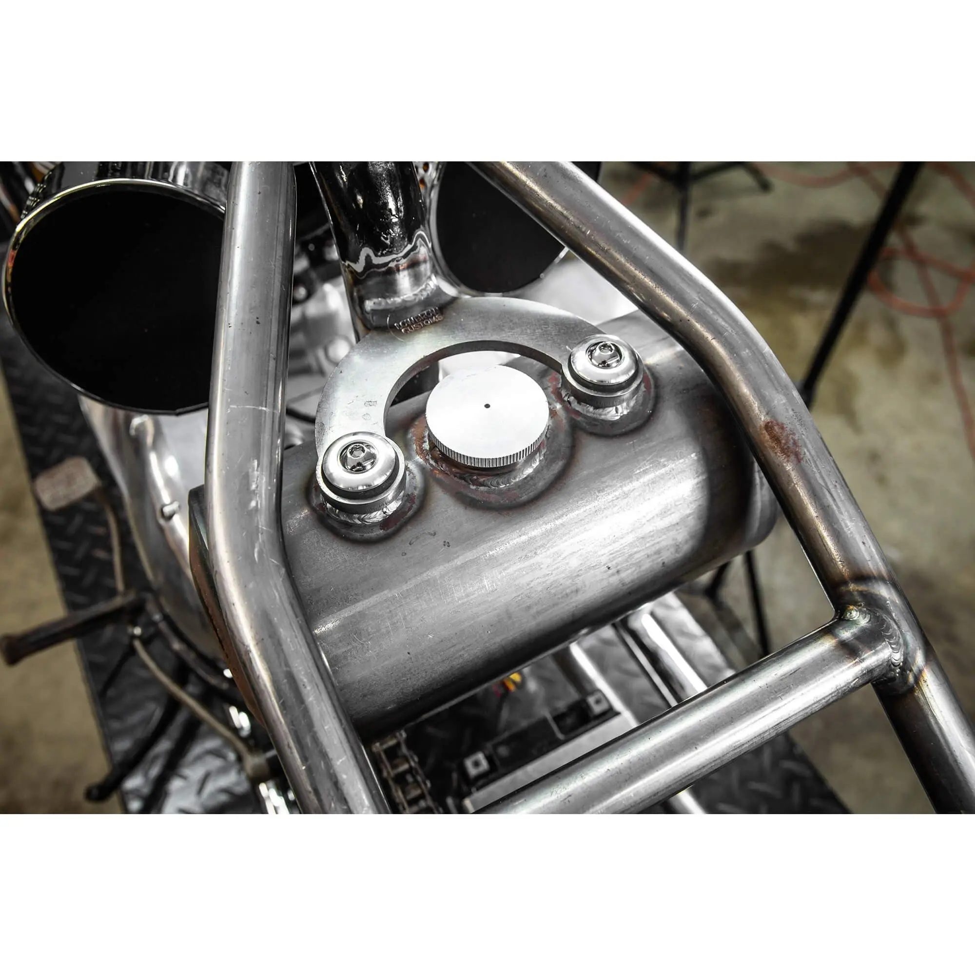 Lowbrow Customs Rubber Mount Bracket Kit For Lowbrow Oil Tanks - For 500 / 650 C.c. Unit Triumph Motorcycles - Aluminum Washers - Image 13