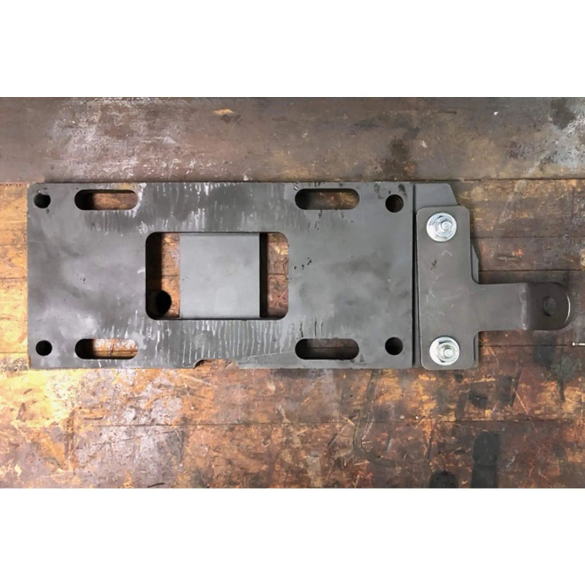 Gasbox Lower Fender Mount For 4 Speed Transmission Plate - Image 4