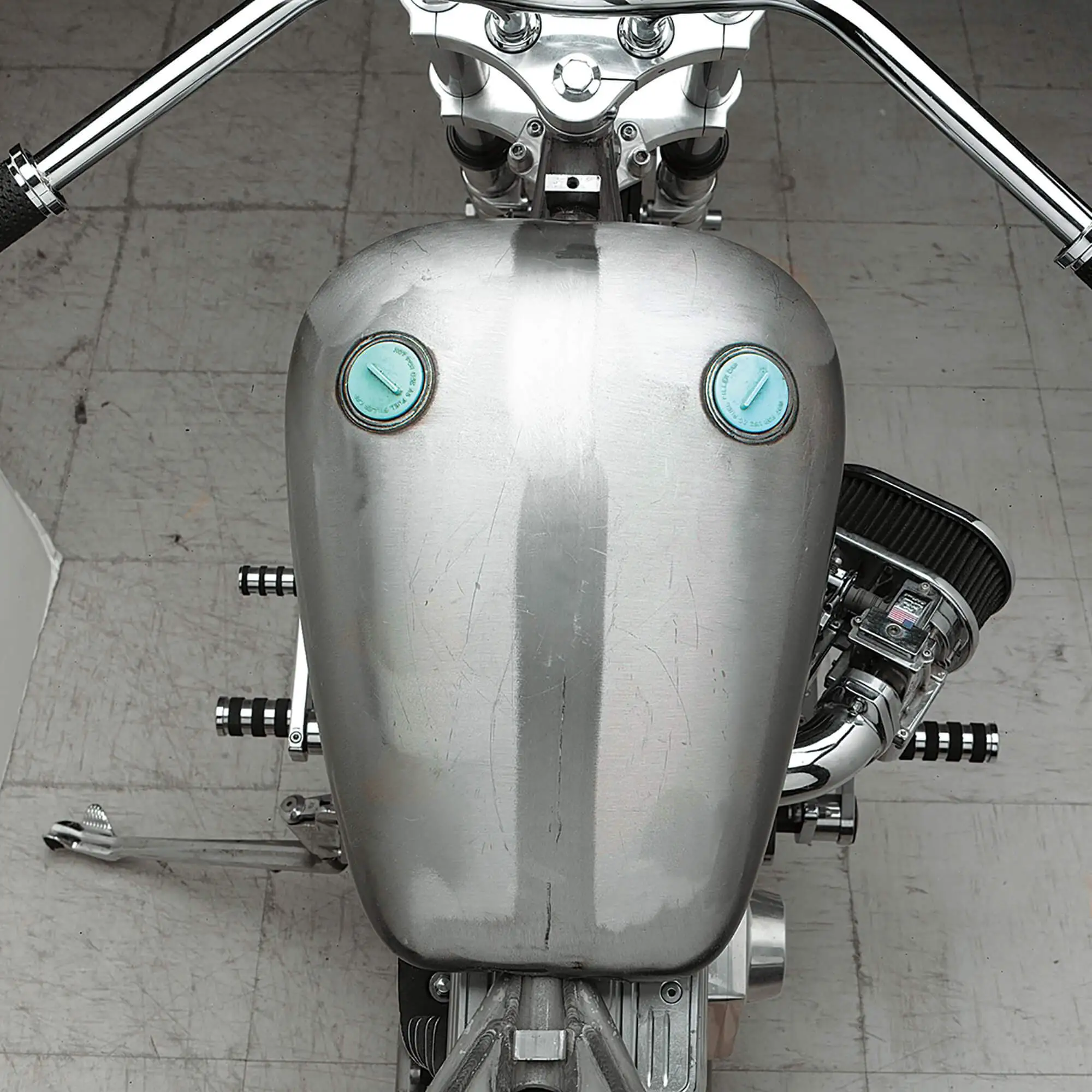 DRAG Specialties Rubber-Mount Quickbob Gas Tank 1986-03 Harley-Davidson Sportster - Image 3