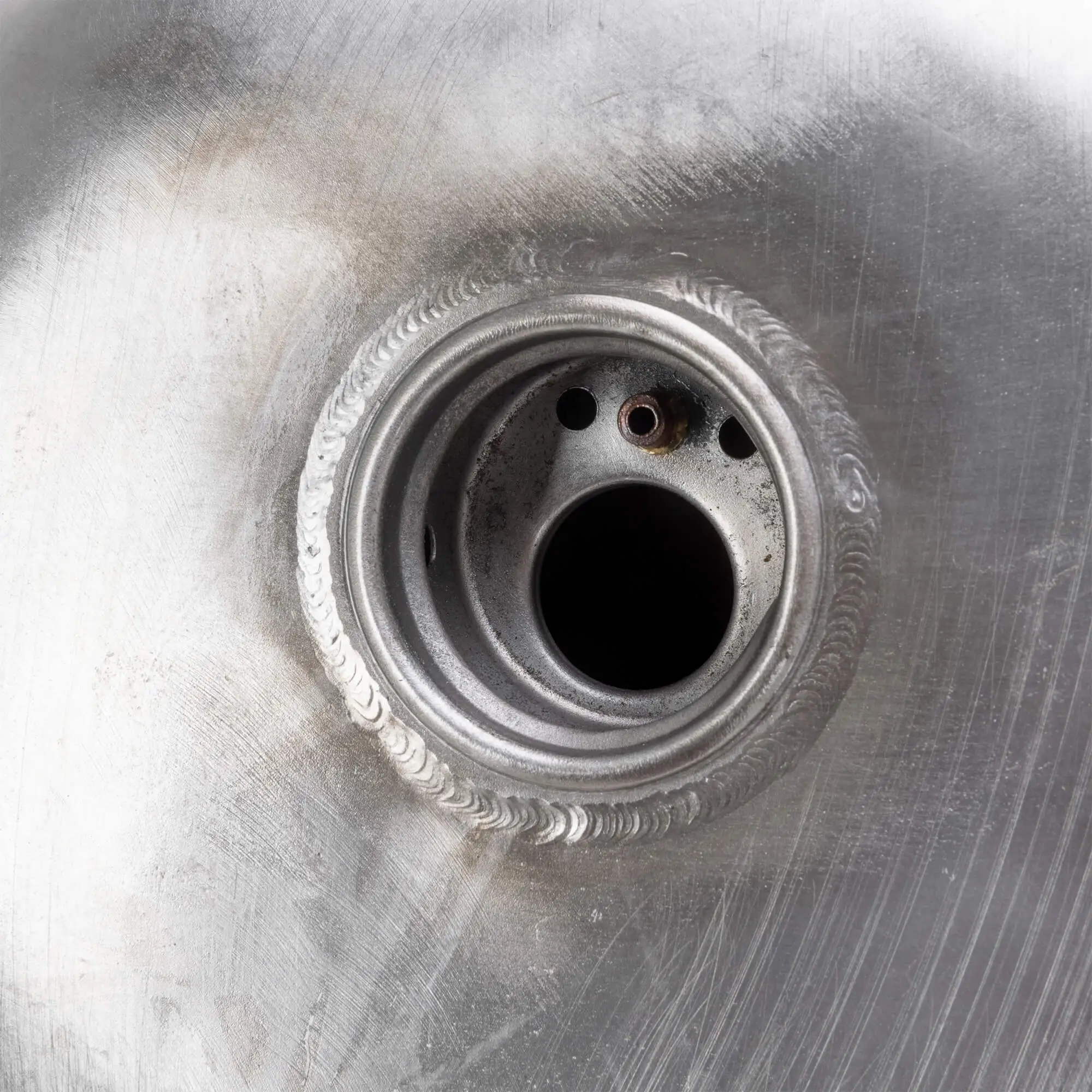 Cycle Standard Stock Style Harley-Davidson Sportster Gas Tank 2004-2006 - 2.2 Gallon - Image 9