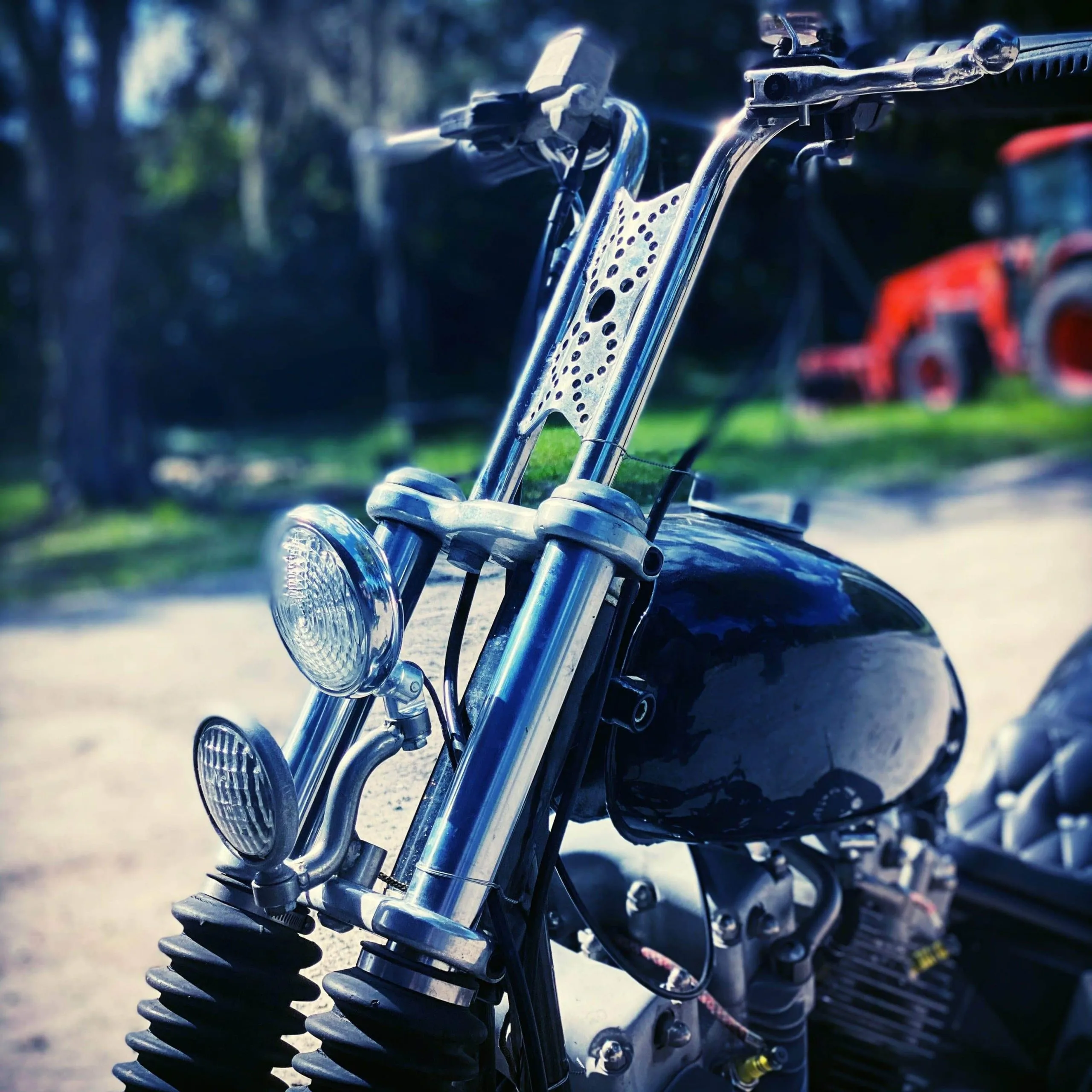 FNA Custom Cycle 3-1/4 Inch Pancake Headlight - Clear Lens - Image 3